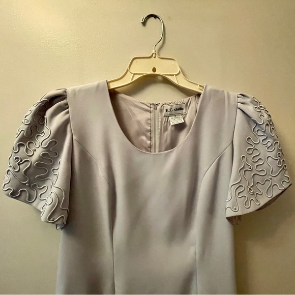 K.C. Studio Sheath Dress Gray Beaded sleeves Sz 12 - Picture 2 of 9